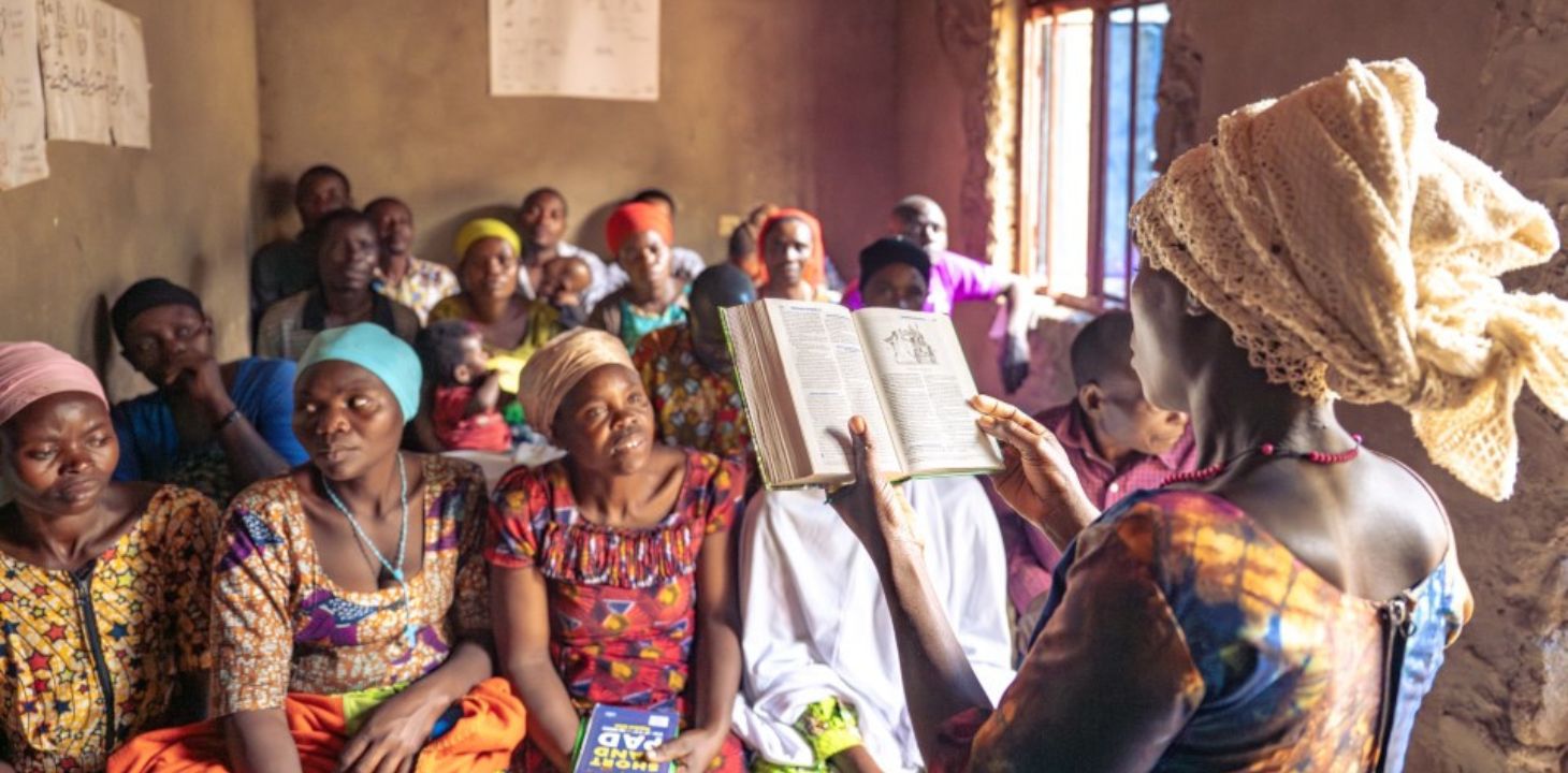 Lukutaitoluokka Afrikassa